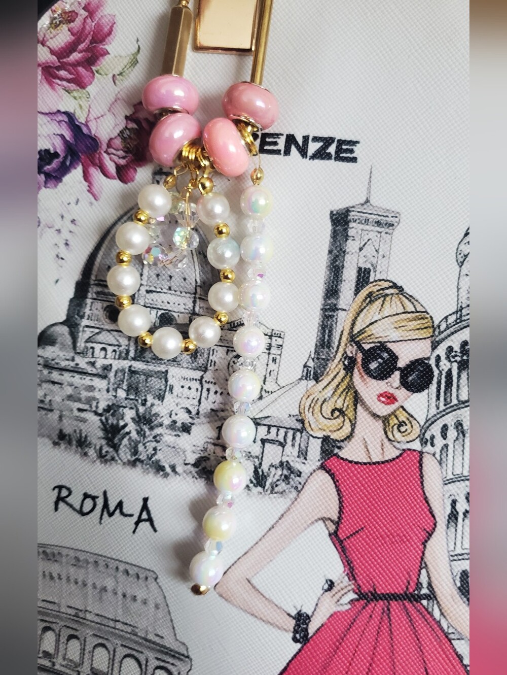 💐Sale 2/$30 - Pink Glass Bead and Pearl Carabiner Charm  - Gold Accents - Picture 6 of 6